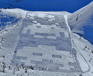 Illustration for article titled Art That's Made with Snow and Ice